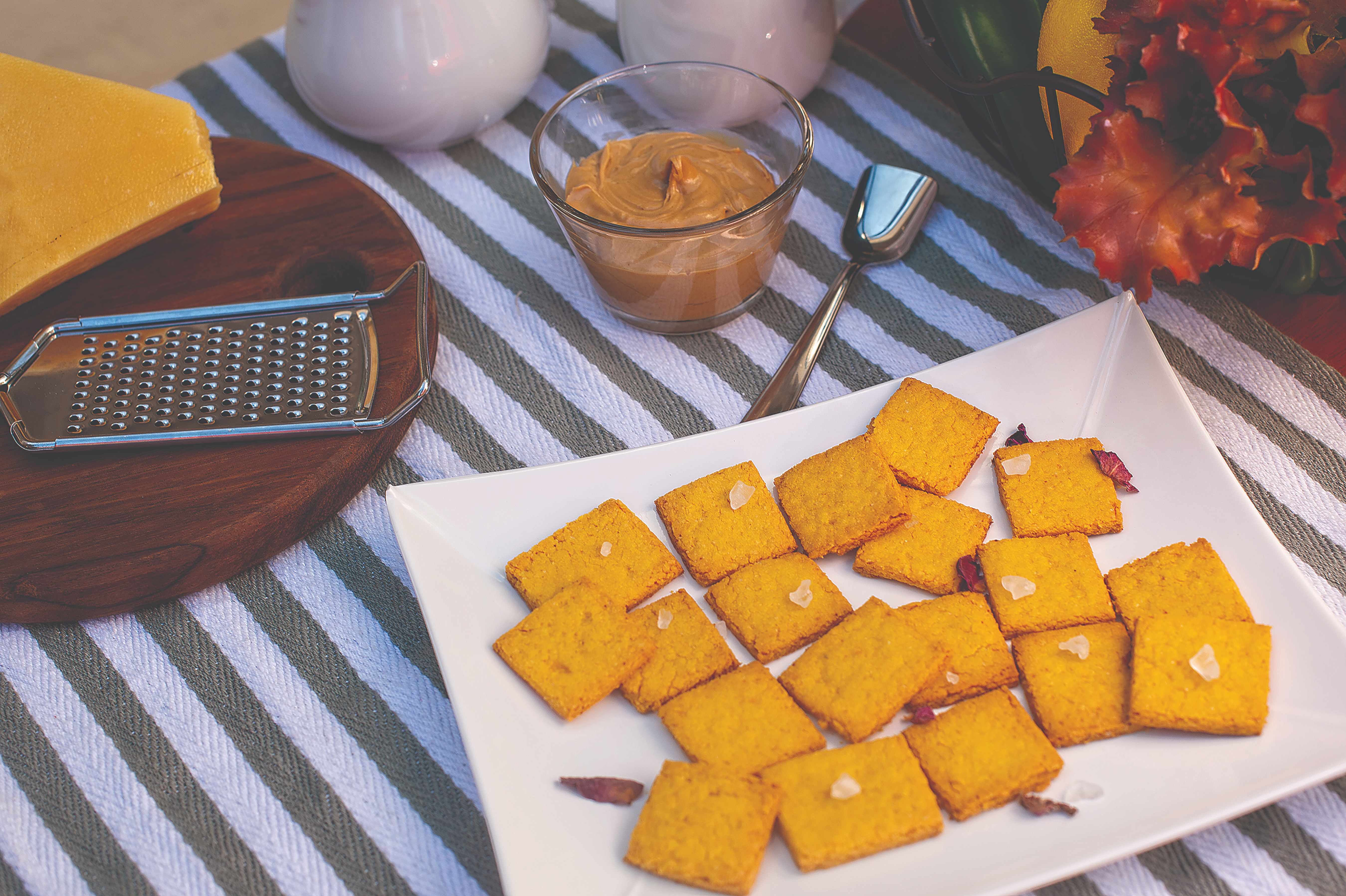 CHEESE CRACKERS Peapil Publishing