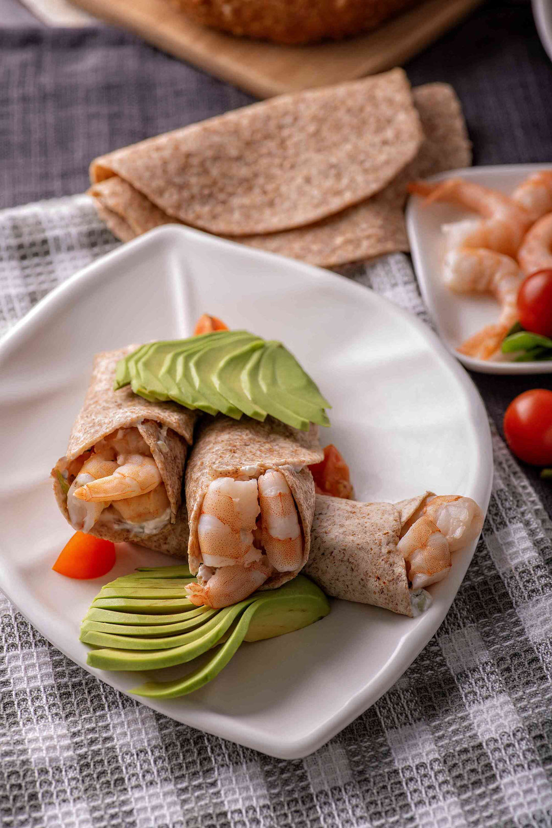 Avocado Seafood Wraps